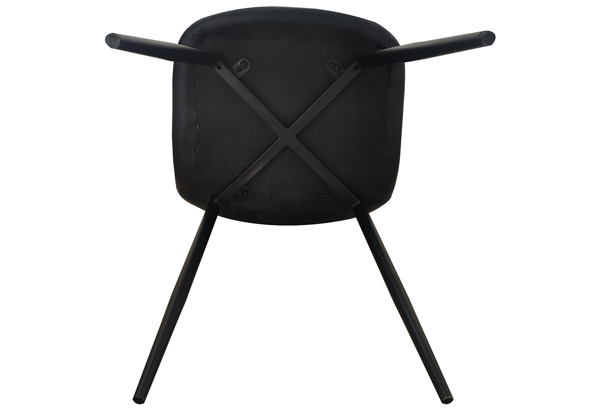 Η στιβαρή κατασκευή της καρέκλας μαζί με τα ποδαράκια της.